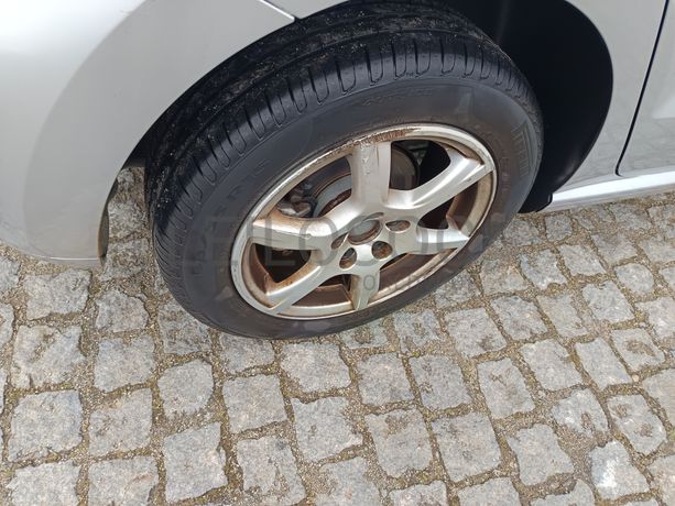 Volkswagen Polo · Ano 2009