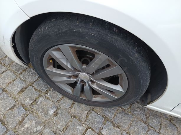 Peugeot 308 · Ano 2014  