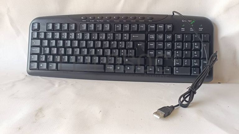 Equipamentos de Redes, Energia, Armazenamento e Acessórios Técnicos