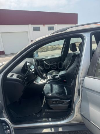 BMW X5 · Ano 2001