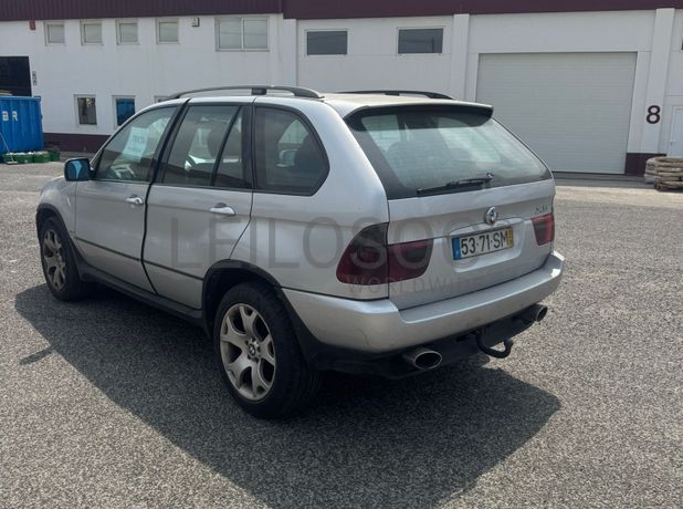 BMW X5 · Ano 2001