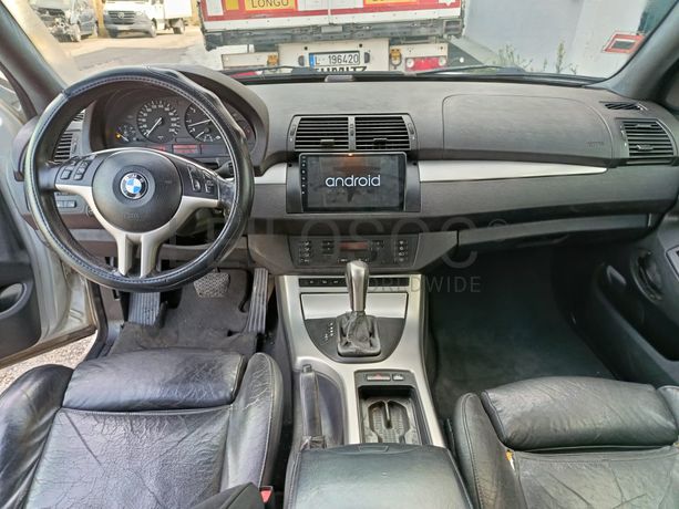 BMW X5 · Ano 2001