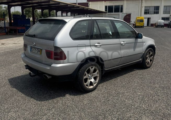 BMW X5 · Ano 2001
