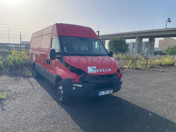 Iveco Daily 35 150 · Ano 2017