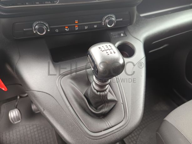 Peugeot Rifter · Ano 2021