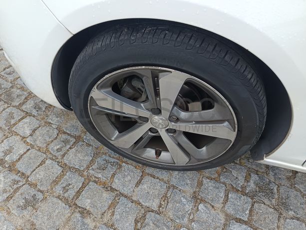 Peugeot 308 · Ano 2014