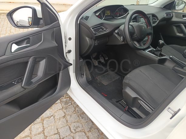 Peugeot 308 · Ano 2014
