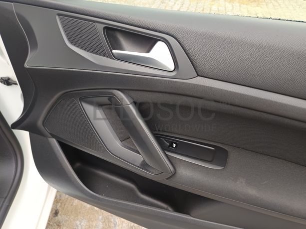 Peugeot 308 · Ano 2014