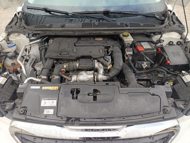 Peugeot 308 · Ano 2014