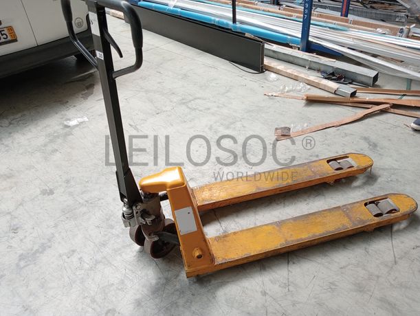 Máquinas e Equipamentos para Serralharia Industrial
