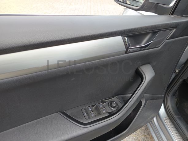 Skoda SUPERB · Ano 2016