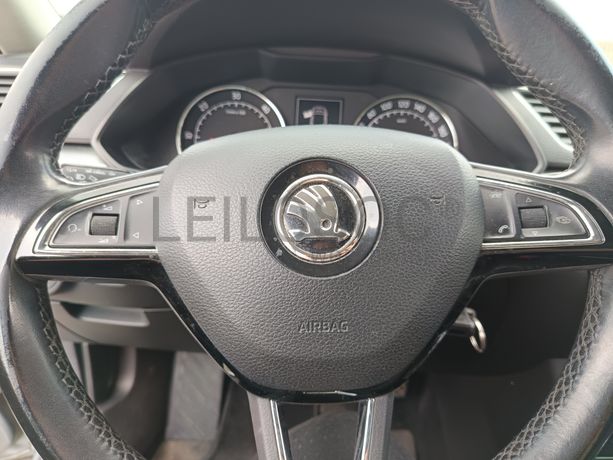 Skoda SUPERB · Ano 2016