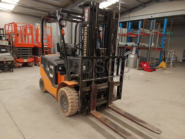 Empilhador Elétrico