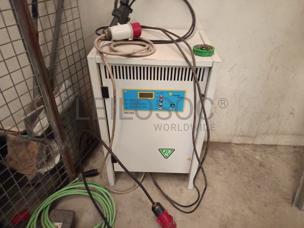 Empilhador Elétrico