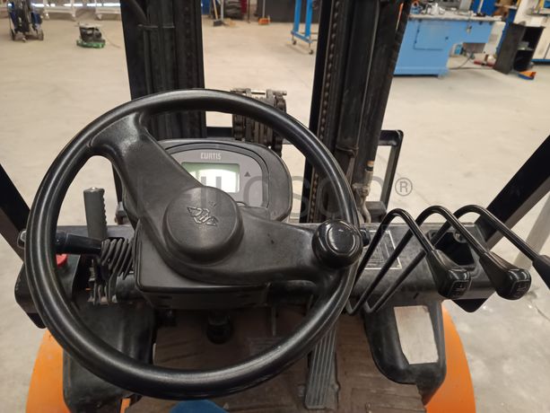 Empilhador Elétrico