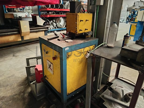 Máquinas de Apoio à Indústria