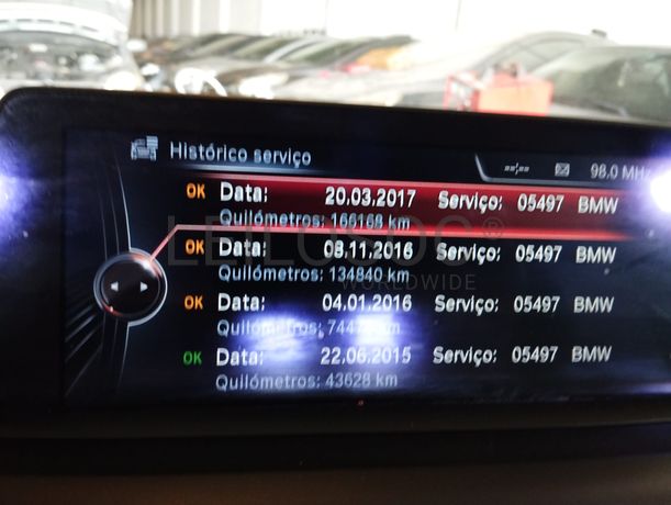 BMW 116 d · Ano 2013