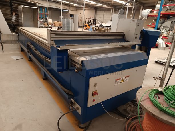 Máquina CNC