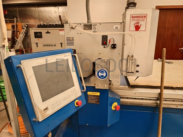 Máquina CNC