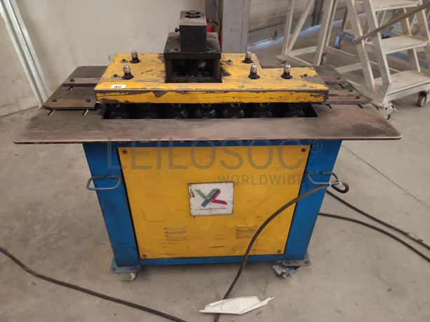 Máquinas de Agrafar e Ranhurar