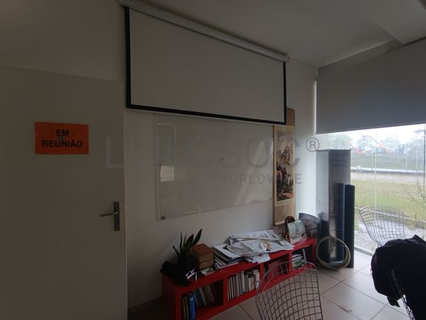 Equipamento de Apoio à Indústria