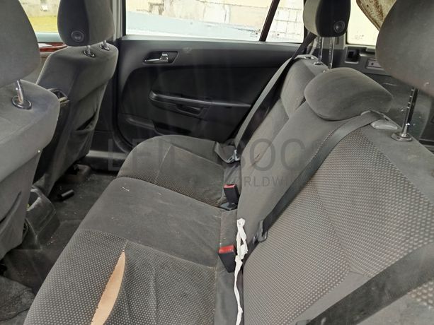 Opel A-H/SW · Ano 2005