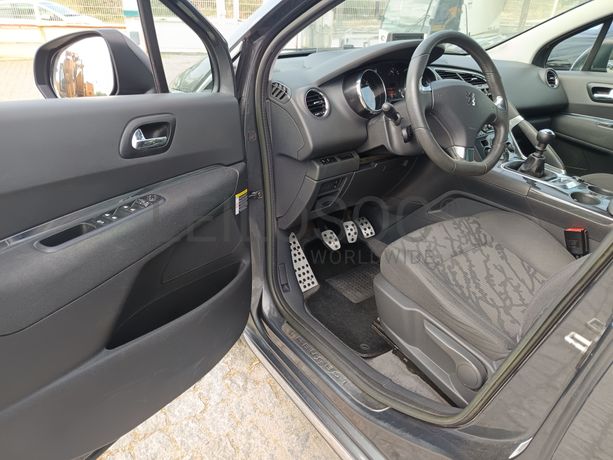 Peugeot 3008 · Ano 2013