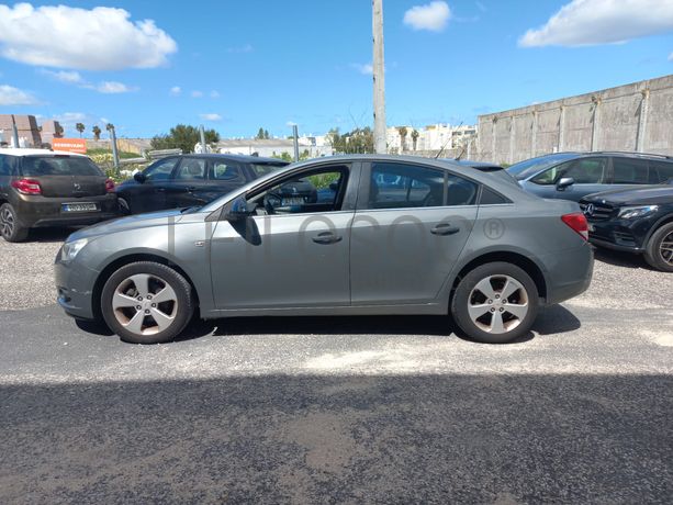 Chevrolet Cruze · Ano 2010