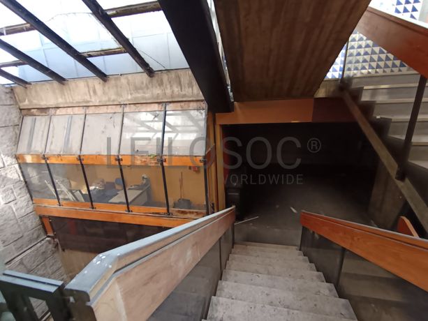 Edifício para Reabilitação · Chaves