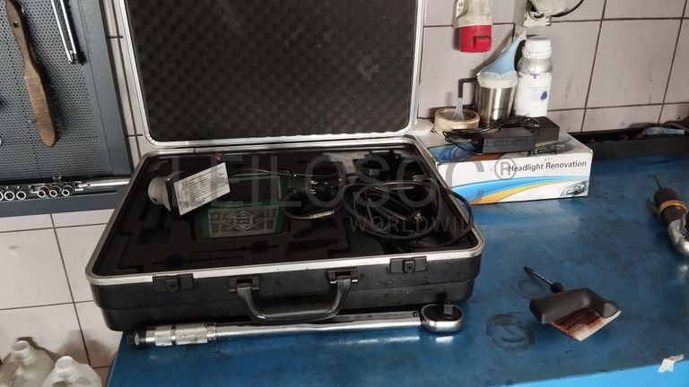 Equipamentos para a Manutenção e Reparação de Veículos