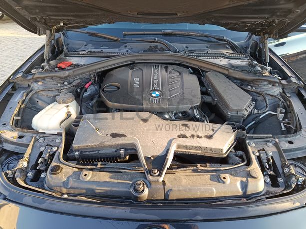 BMW 318d · Ano 2012  