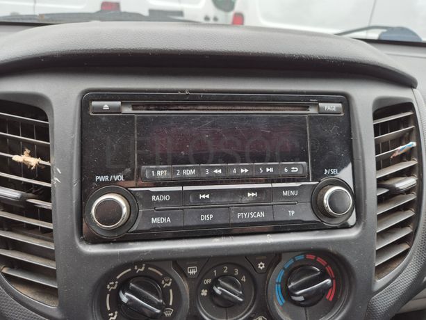 Mitsubishi L200 · Ano 2015