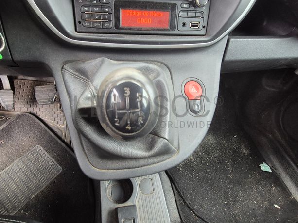 Renault Kangoo · Ano 2014