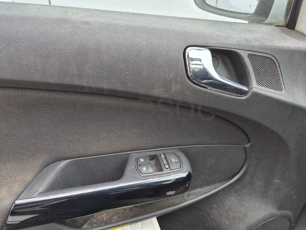 Opel Corsa · Ano 2013