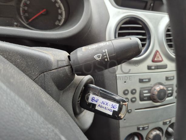 Opel Corsa · Ano 2013