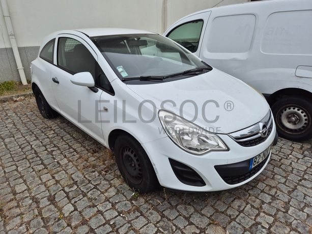 Opel Corsa · Ano 2013