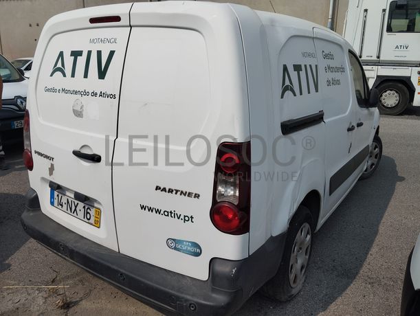 Peugeot Partner 1.6 HDI · Ano 2013