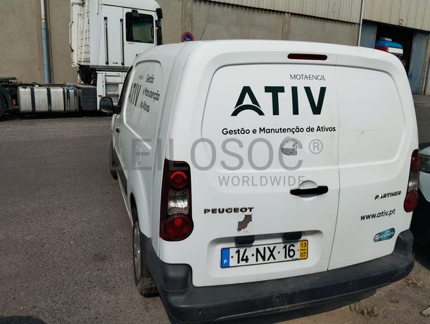 Peugeot Partner 1.6 HDI · Ano 2013