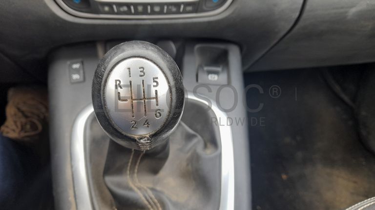 Renault Grand Scenic 1.5 DCI · Ano 2016