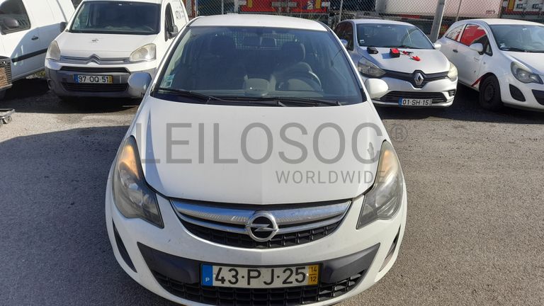 Opel Corsa Van 1.3 CDTi · Ano 2014
