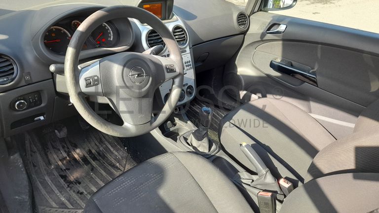 Opel Corsa Van 1.3 CDTi · Ano 2014