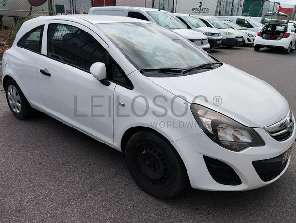 Opel Corsa Van 1.3 CDTi · Ano 2014