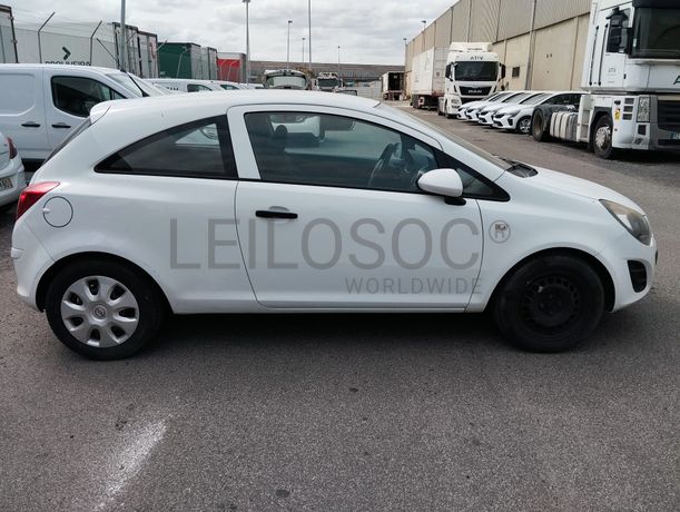 Opel Corsa Van 1.3 CDTi · Ano 2014