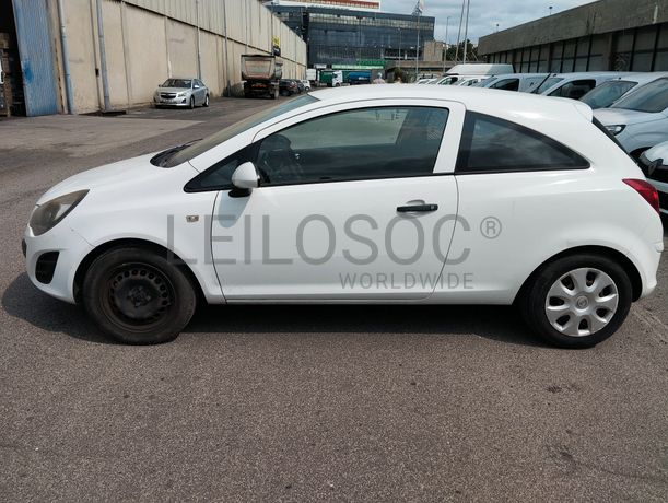 Opel Corsa Van 1.3 CDTi · Ano 2014