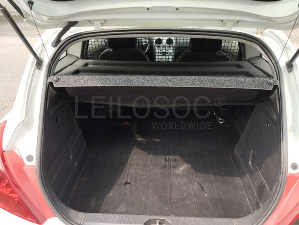 Opel Corsa Van 1.3 CDTi · Ano 2014