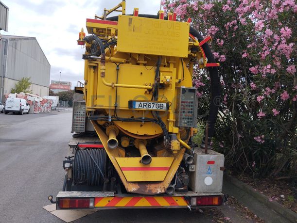 Scania R420 de Hidroaspiração · Ano 2007