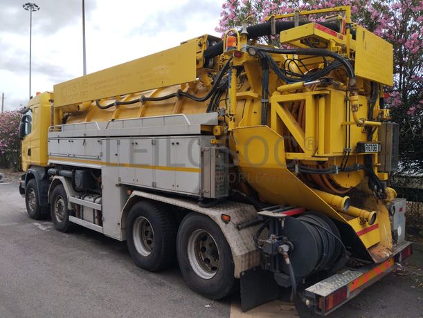 Scania R420 de Hidroaspiração · Ano 2007