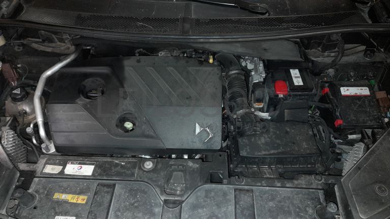 DS 7 Crossback Blue HDI 180 · Ano 2018