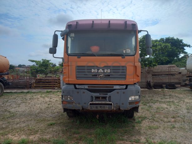 Camião Basc. Tras. (6X4) da marca MAN, modelo 2634-4x2-4