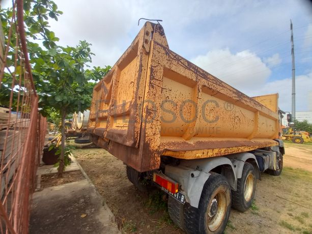 Camião Basc. Tras. (6X4) da marca MAN, modelo 2634-4x2-4